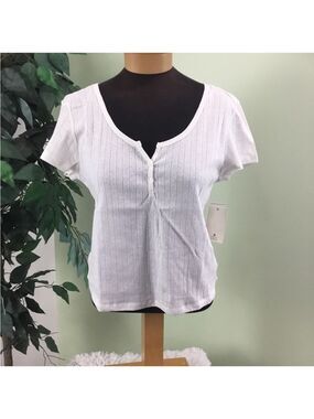 Pink Republic Ivory Short Sleeve Henley Top XXL NWT